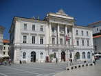 Tartini Square - Town Hall Tartini Square - Town Hall